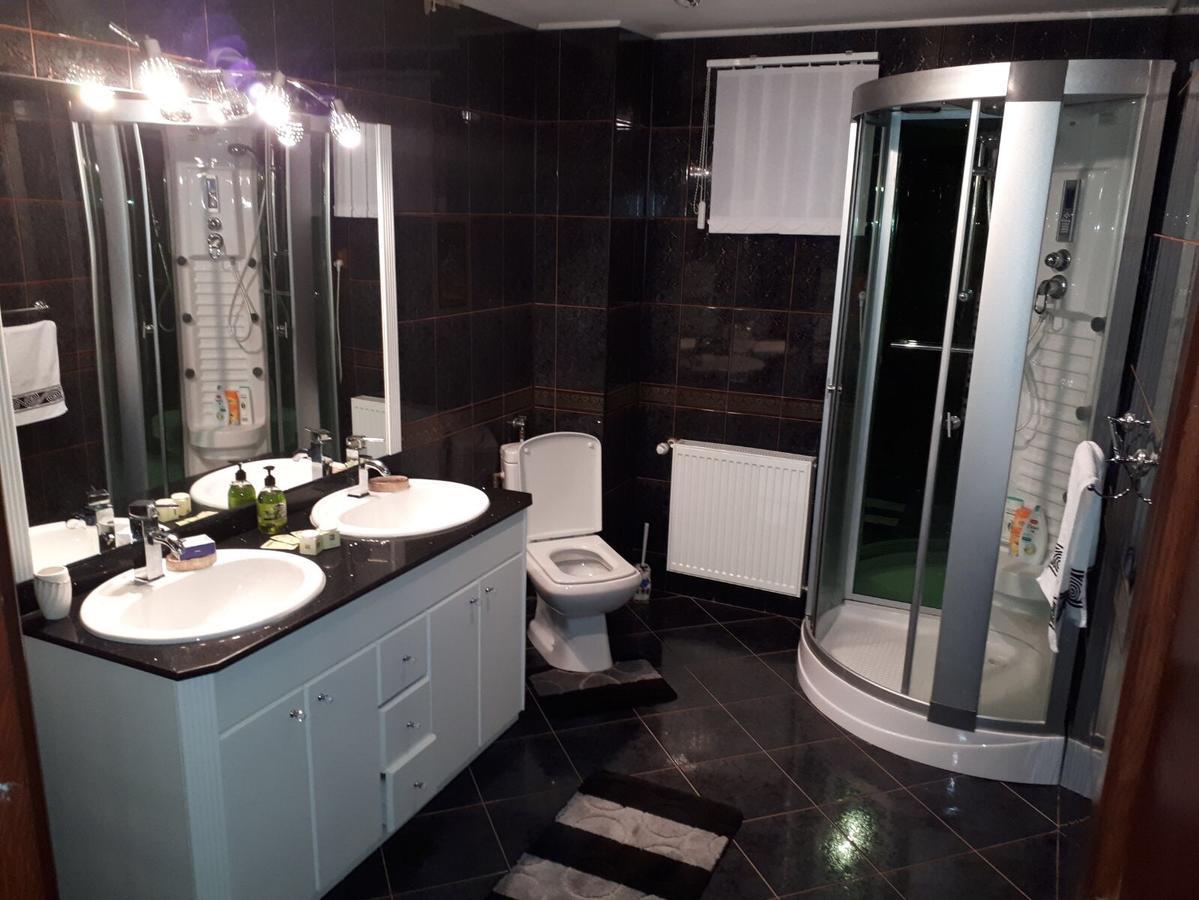 Casa De Vacanta Paraul Rece Luaran gambar